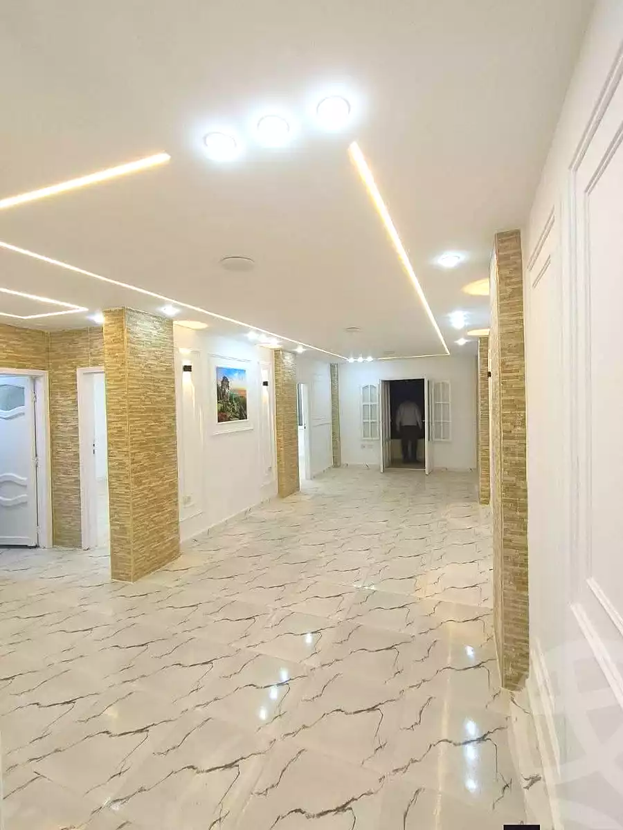 https://aqarmap.com.eg/ar/listing/6990519-for-sale-alexandria-al-agamy-lbytsh-el-salam-st