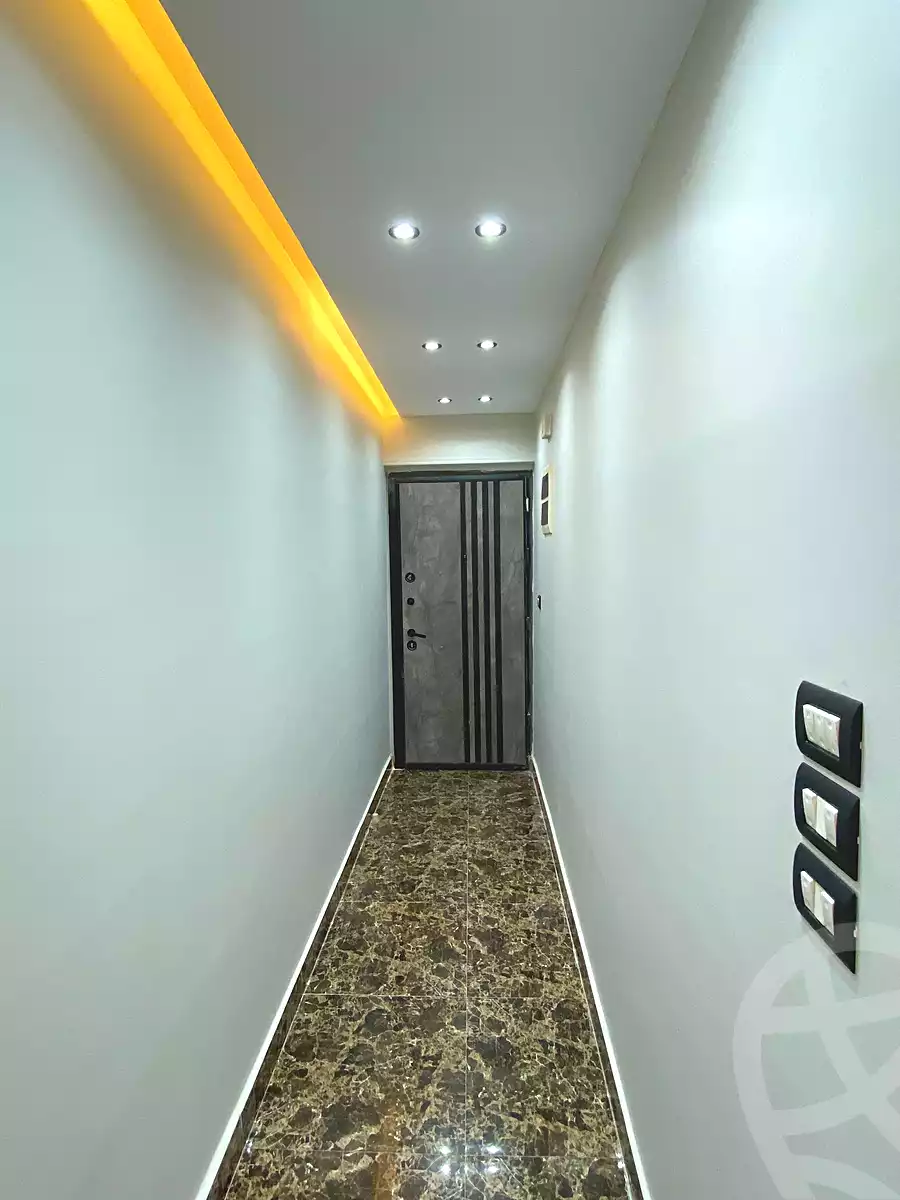 https://aqarmap.com.eg/ar/listing/6990556-for-sale-alexandria-al-agamy-lbytsh-bianchiii