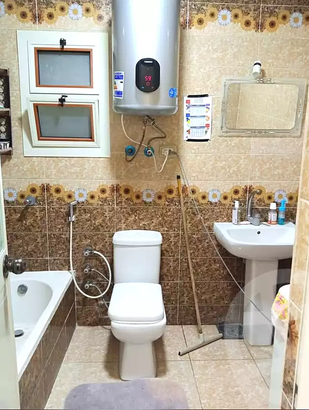 https://aqarmap.com.eg/ar/listing/6990813-for-sale-alexandria-el-mandara-shr-30