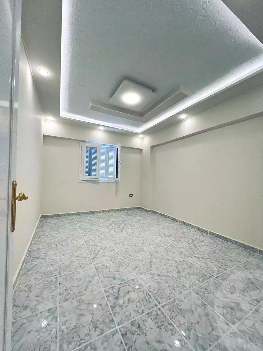 https://aqarmap.com.eg/ar/listing/6990868-for-sale-alexandria-al-agamy-shataa-el-nakheel