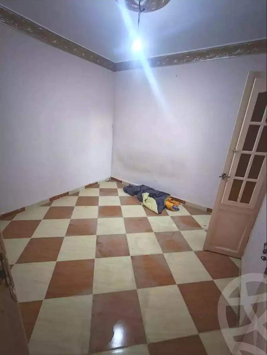 https://aqarmap.com.eg/ar/listing/6990955-for-sale-alexandria-al-agamy-el-hanouvel-al-qoubtan-hussein-ghali-st