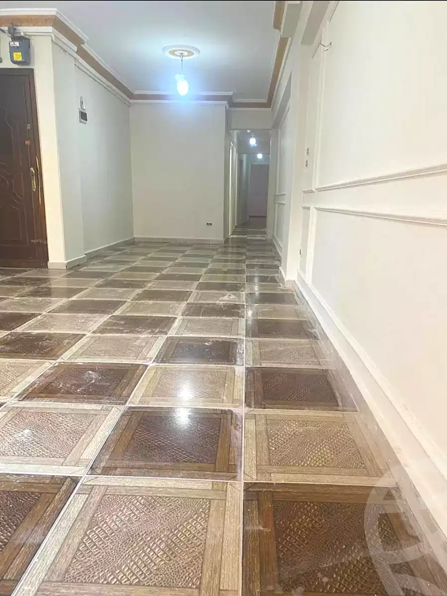 https://aqarmap.com.eg/ar/listing/6991010-for-sale-alexandria-sydy-bshr