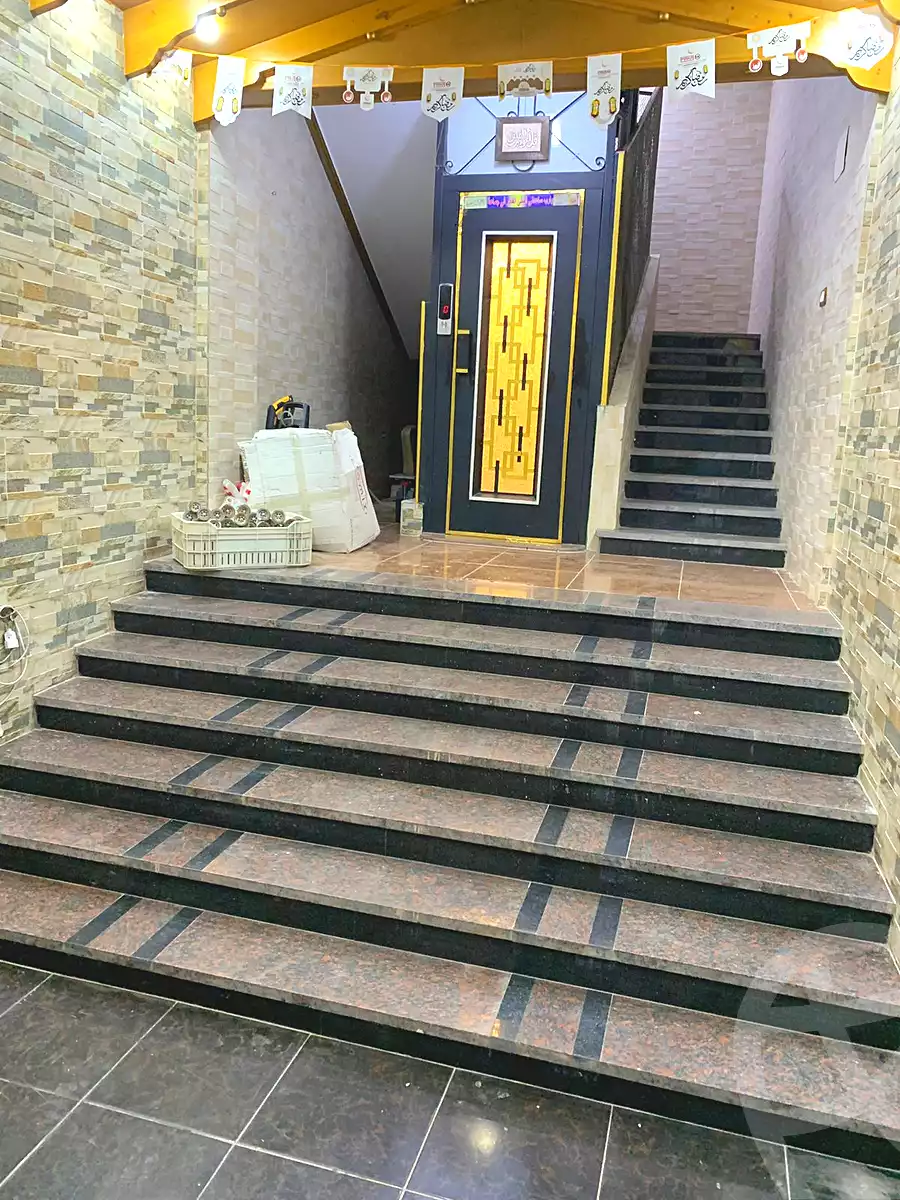https://aqarmap.com.eg/en/listing/6991749-for-sale-beheira-kafr-el-dawar-shr-lmhkm