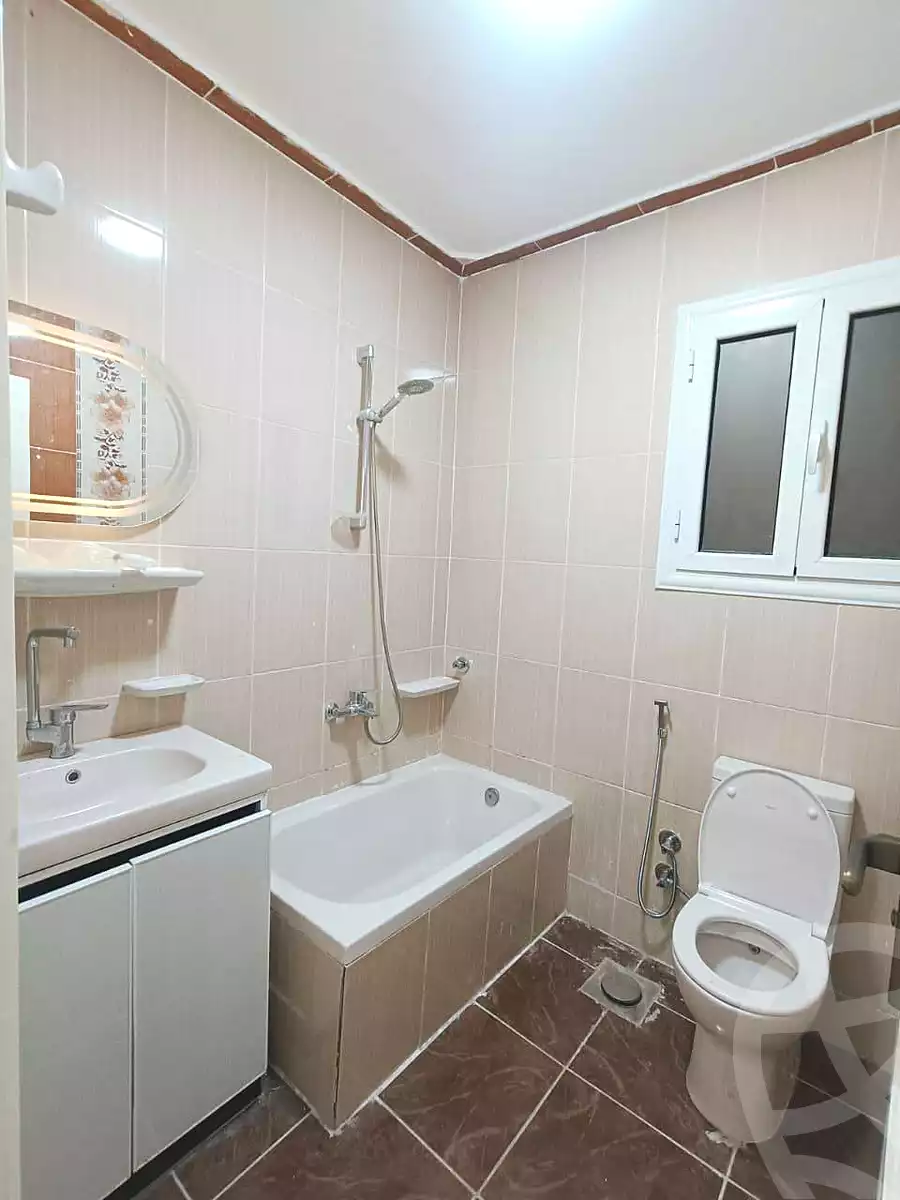 https://aqarmap.com.eg/ar/listing/6991765-for-sale-alexandria-al-agamy-lbytsh-shahr-al-assal-st