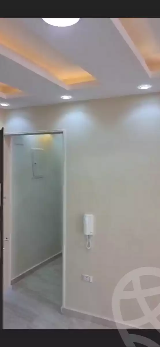 https://aqarmap.com.eg/ar/listing/6991777-for-rent-cairo-new-cairo-compounds-the-square