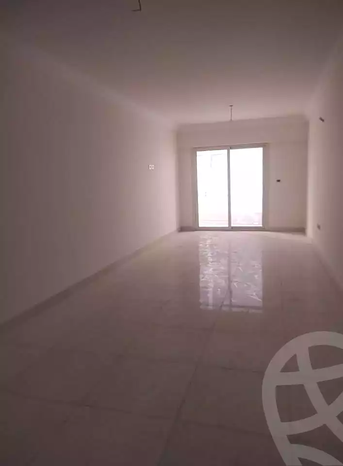 https://aqarmap.com.eg/ar/listing/6991890-for-rent-alexandria-lsywf-el-karma-compound