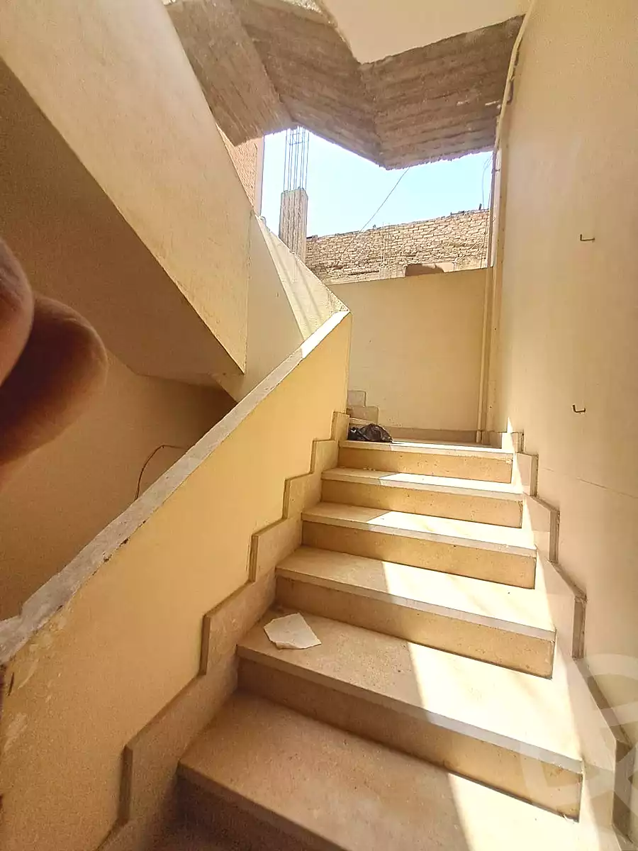 https://aqarmap.com.eg/en/listing/6991979-for-sale-cairo-helwan-hadayek-helwan-el-shareef-st