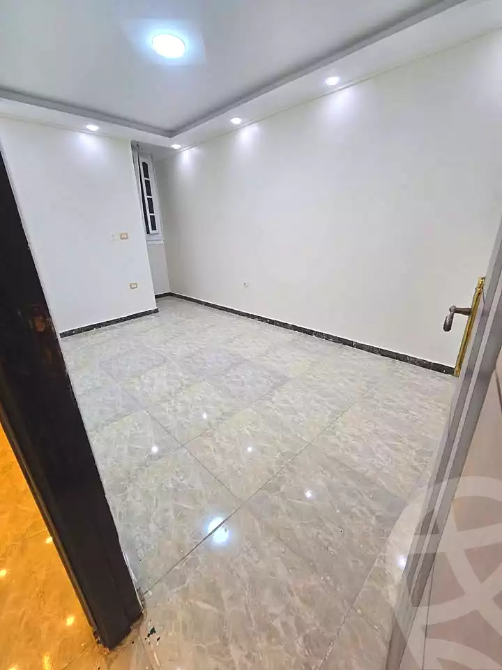 https://aqarmap.com.eg/en/listing/6992208-for-sale-alexandria-al-agamy-lbytsh-bianchiii