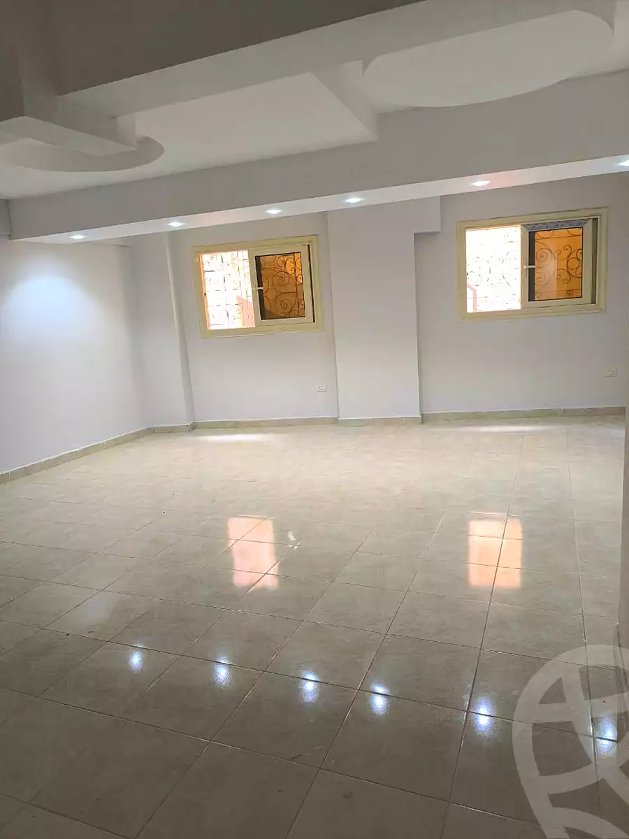 https://aqarmap.com.eg/ar/listing/6992554-for-rent-cairo-new-cairo-south-investors-el-mostashar-mohamed-ayoub-st