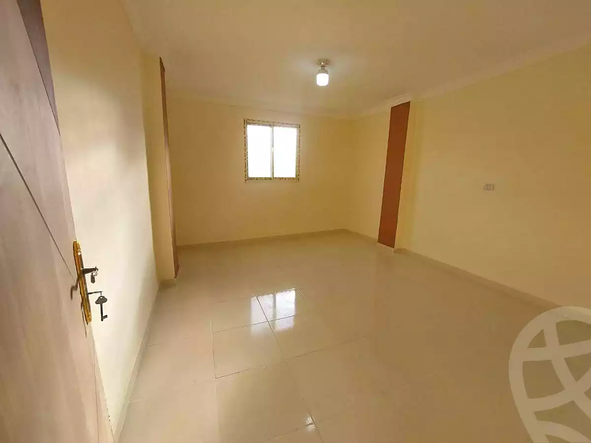 https://aqarmap.com.eg/en/listing/6992556-for-sale-cairo-ain-shams-ahmed-esmat-st