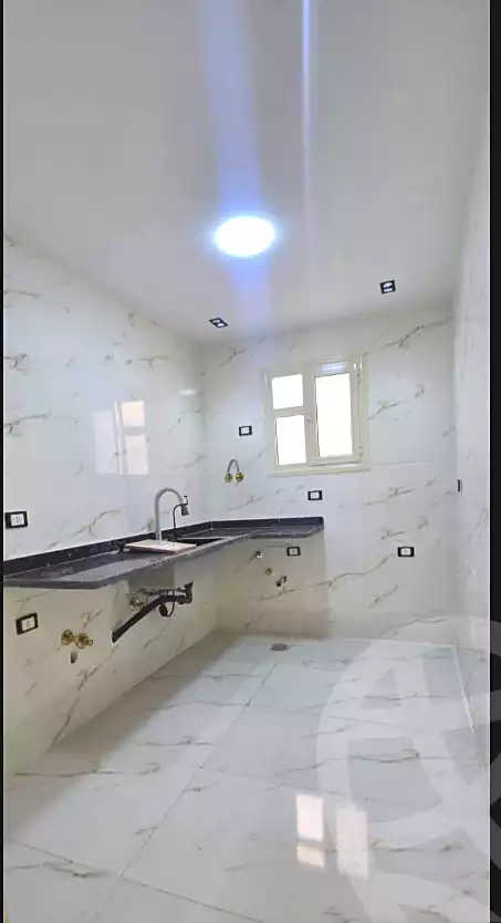 https://aqarmap.com.eg/ar/listing/6992602-for-sale-alexandria-al-agamy-lbytsh-shahr-al-assal-st