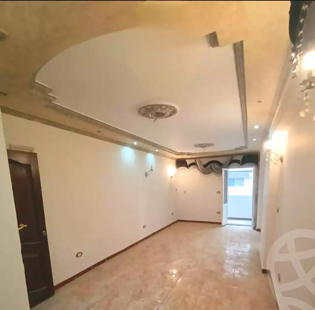 https://aqarmap.com.eg/en/listing/6992713-for-sale-alexandria-lsywf-el-falki