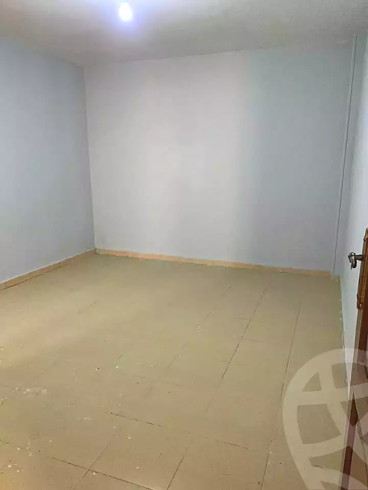 https://aqarmap.com.eg/ar/listing/6992782-for-rent-cairo-faisal-el-tawabeq-el-shaheed-ahmed-hamdy-st