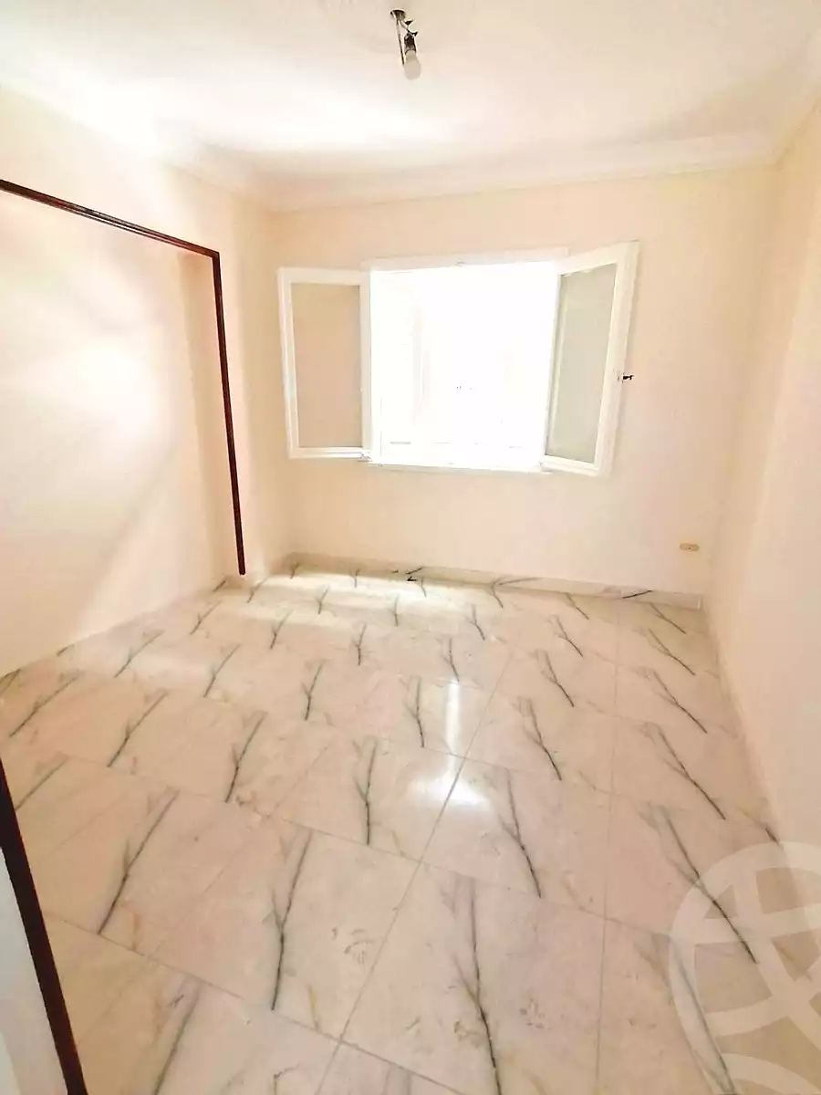 https://aqarmap.com.eg/ar/listing/6992882-for-rent-alexandria-el-mandara-alex-el-mandara-bahri