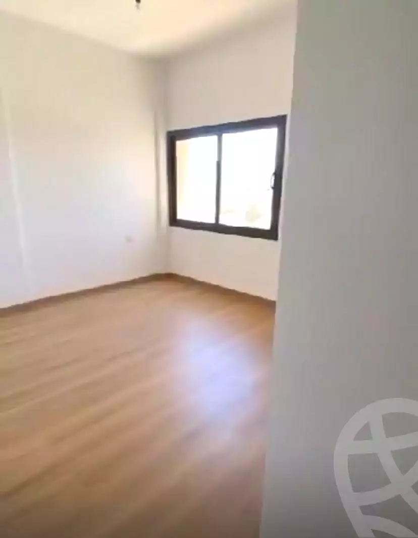 3 BR Apartment in Fifth Square Al Marasem, photo 9 of 11