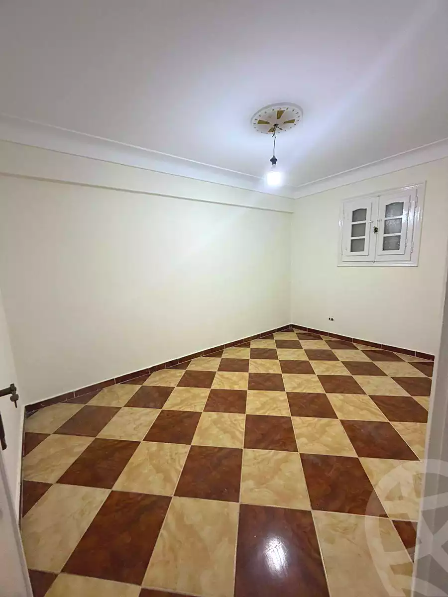 https://aqarmap.com.eg/en/listing/6992996-for-sale-alexandria-lsywf-el-falki