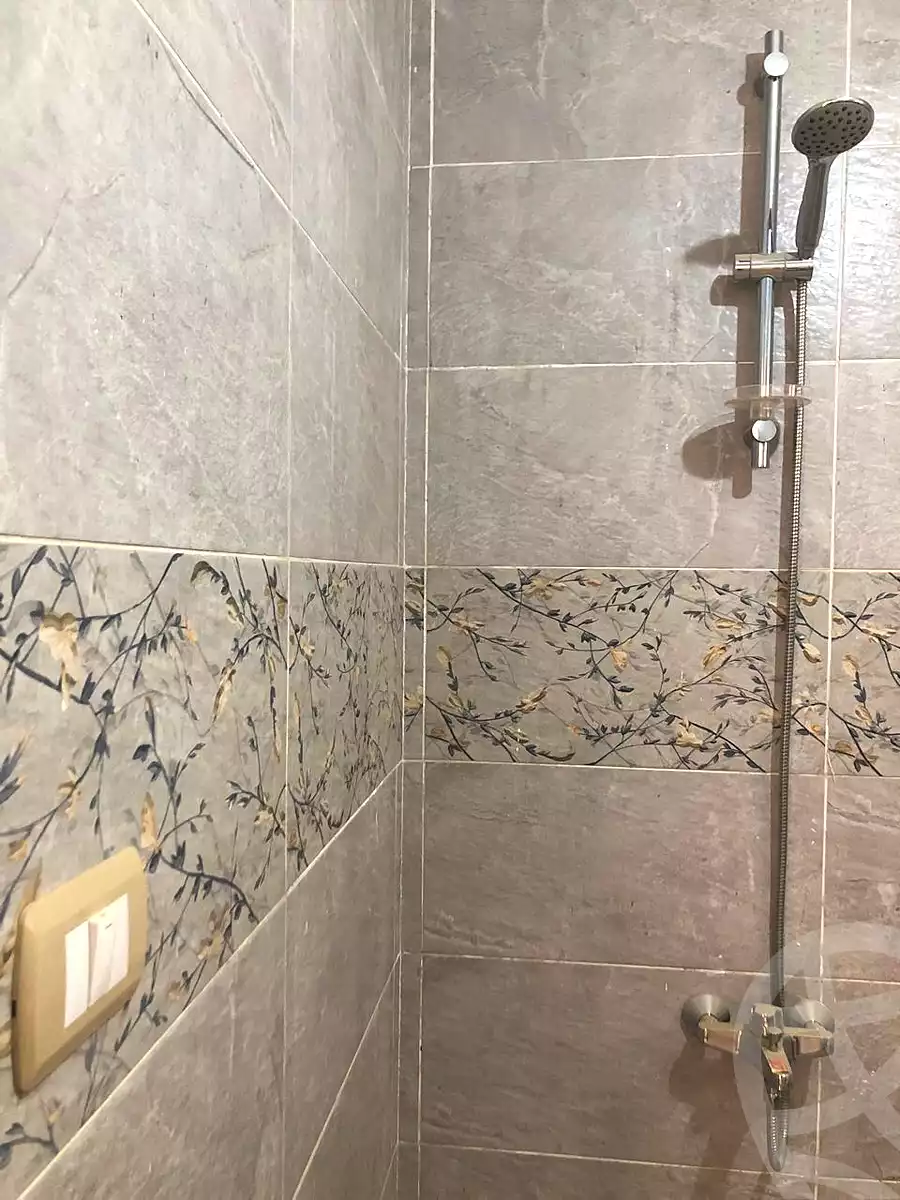 https://aqarmap.com.eg/en/listing/6993356-for-sale-alexandria-borg-el-arab-compounds-in-borg-el-arab-sumed-residence-compound