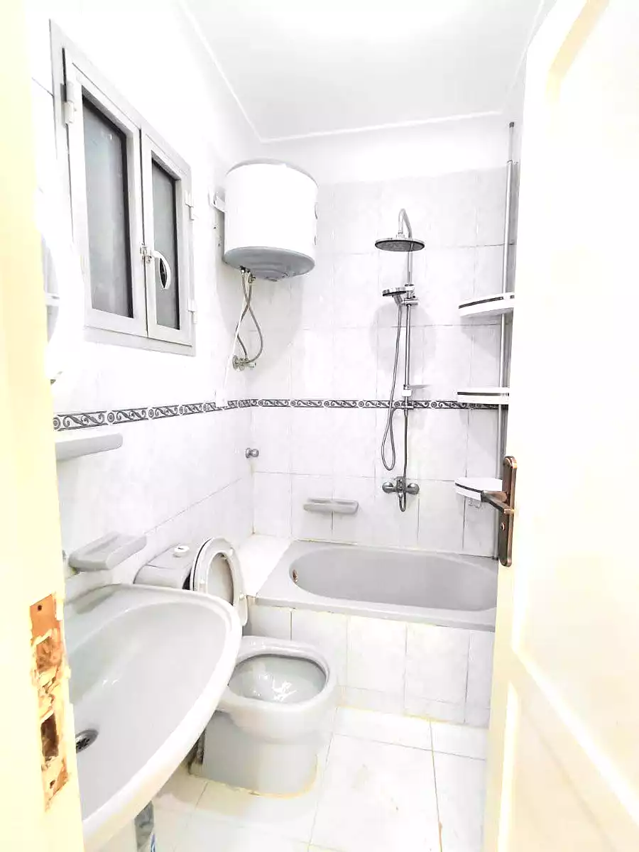 https://aqarmap.com.eg/en/listing/6994435-for-sale-alexandria-al-agamy