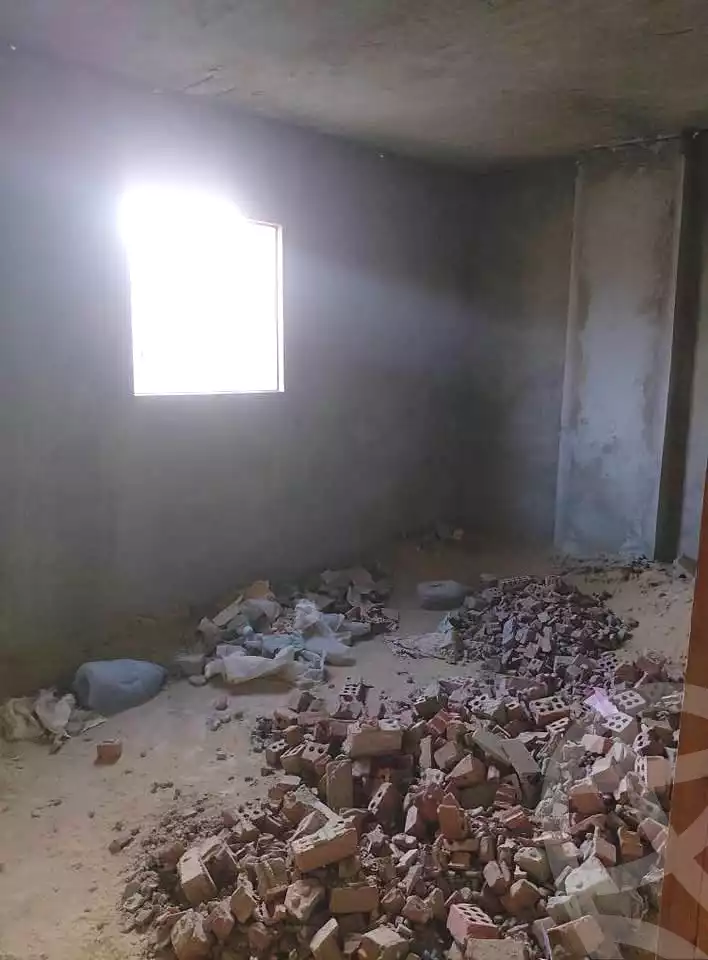 https://aqarmap.com.eg/ar/listing/6994497-for-sale-alexandria-sydy-bshr-sydy-bshr-qbly-rd-lfdly