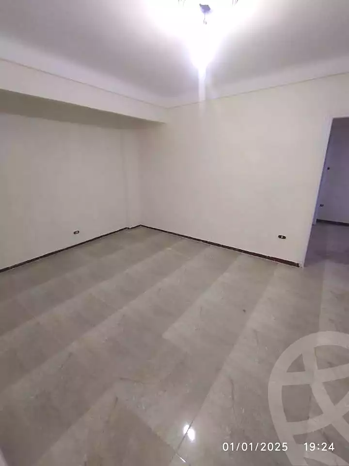 https://aqarmap.com.eg/en/listing/6994617-for-sale-alexandria-el-asafra-shr-45