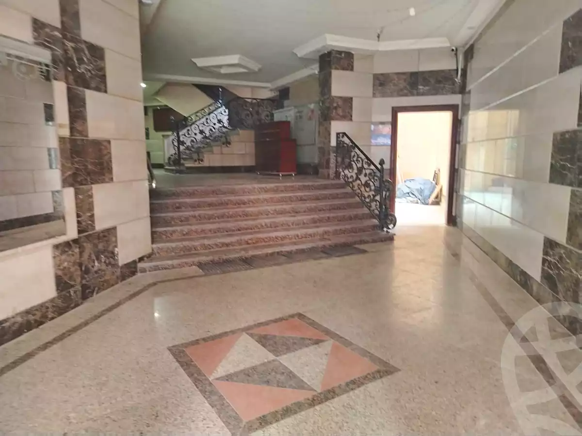 https://aqarmap.com.eg/ar/listing/6994696-for-sale-cairo-shoubra-el-mzalat