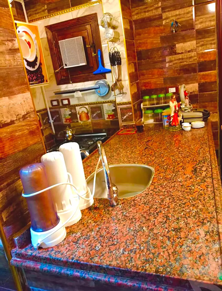 https://aqarmap.com.eg/en/listing/6994732-for-sale-alexandria-moharram-bey-saleh-al-hedini-st