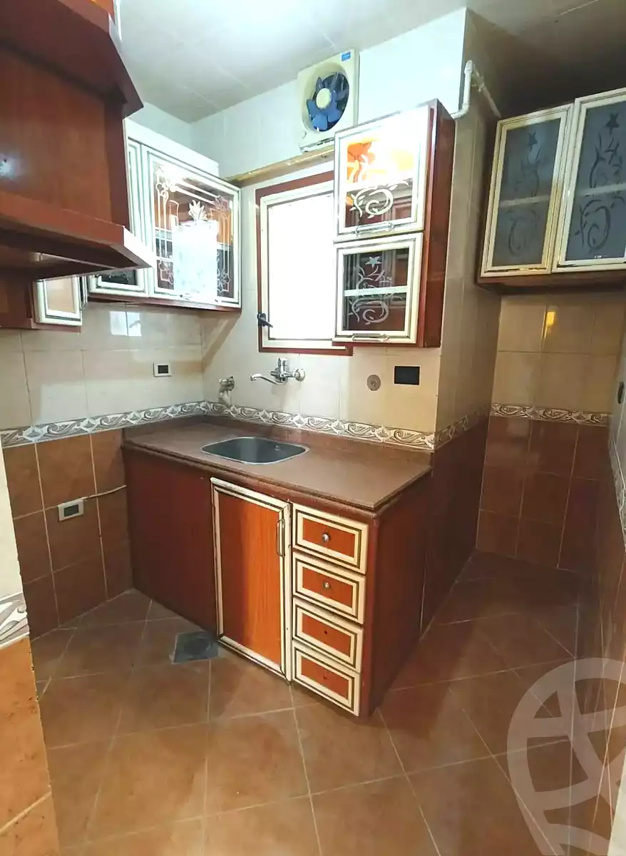 https://aqarmap.com.eg/ar/listing/6994756-for-sale-alexandria-sydy-bshr-sydy-bshr-bhry-gamal-abd-el-nasir-st