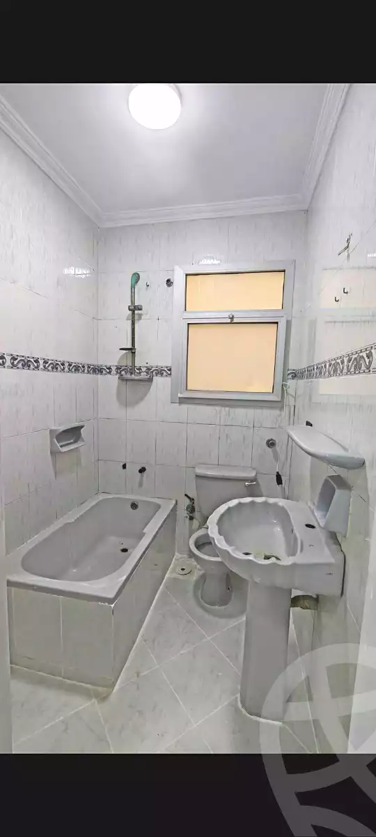 https://aqarmap.com.eg/ar/listing/6994970-for-sale-alexandria-al-agamy-shataa-el-nakheel