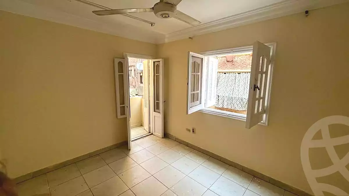 https://aqarmap.com.eg/ar/listing/6995097-for-sale-cairo-ain-shams-ain-shams-el-sharkia-el-eshrein-stt