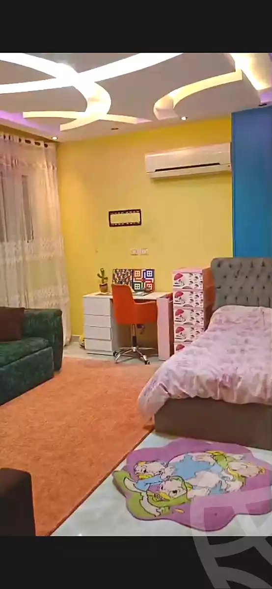 https://aqarmap.com.eg/ar/listing/6995132-for-rent-cairo-helwan-hadayek-helwan-nile-corniche-st