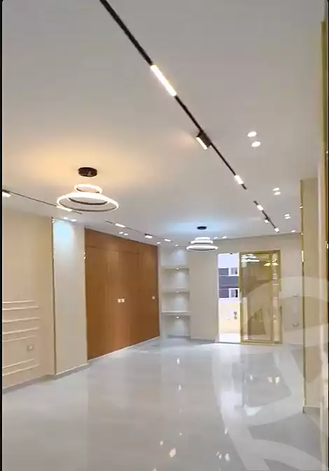 https://aqarmap.com.eg/ar/listing/6995385-for-sale-cairo-el-haram-el-lebeny-el-magzar-el-aly-st