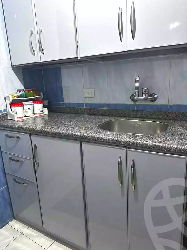 https://aqarmap.com.eg/ar/listing/6995623-for-sale-alexandria-alhadara-new-el-hadra-el-zahraa-st
