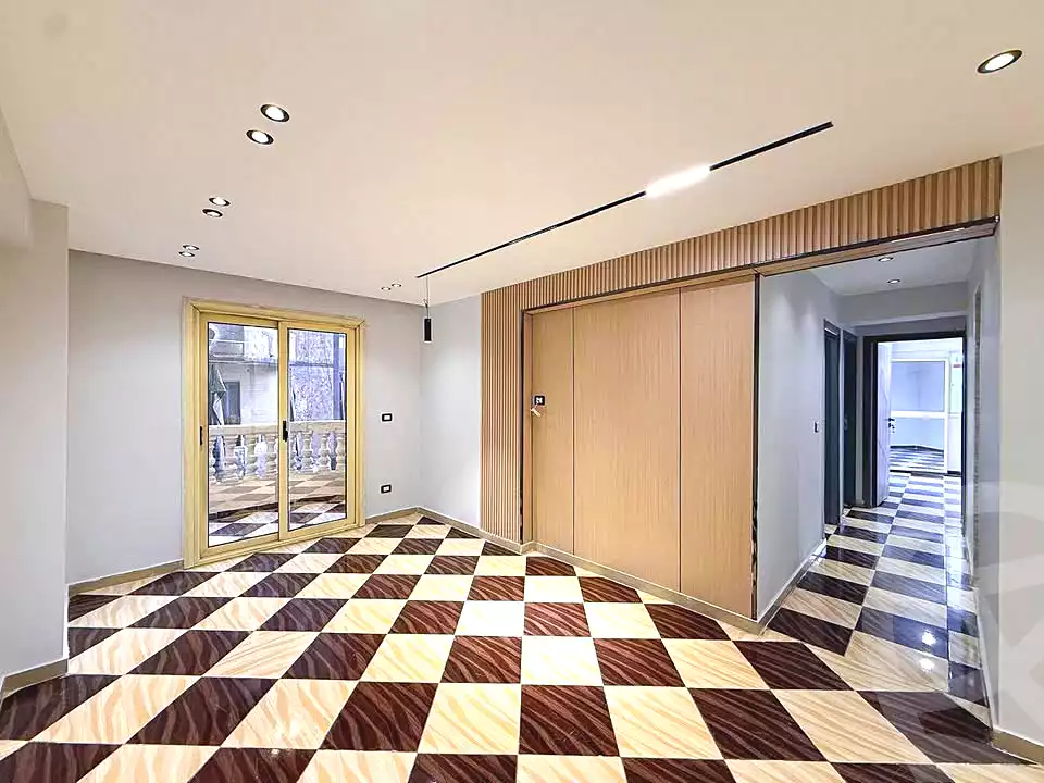 https://aqarmap.com.eg/ar/listing/6995679-for-sale-alexandria-sydy-bshr-sydy-bshr-bhry-shr-khld-bn-lwlyd