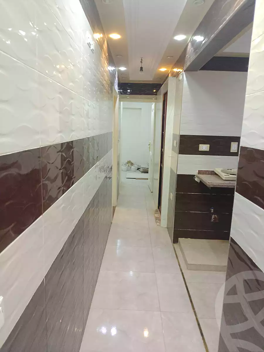 https://aqarmap.com.eg/ar/listing/6995862-for-sale-cairo-ain-shams-ain-shams-el-sharkia-el-zahraa-st