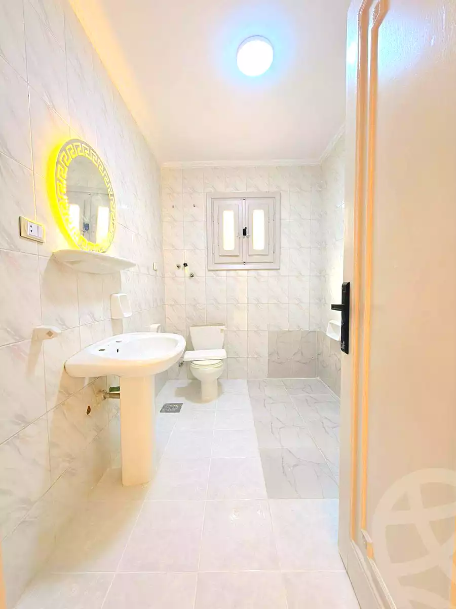 https://aqarmap.com.eg/en/listing/6995890-for-sale-alexandria-al-agamy-shataa-el-nakheel