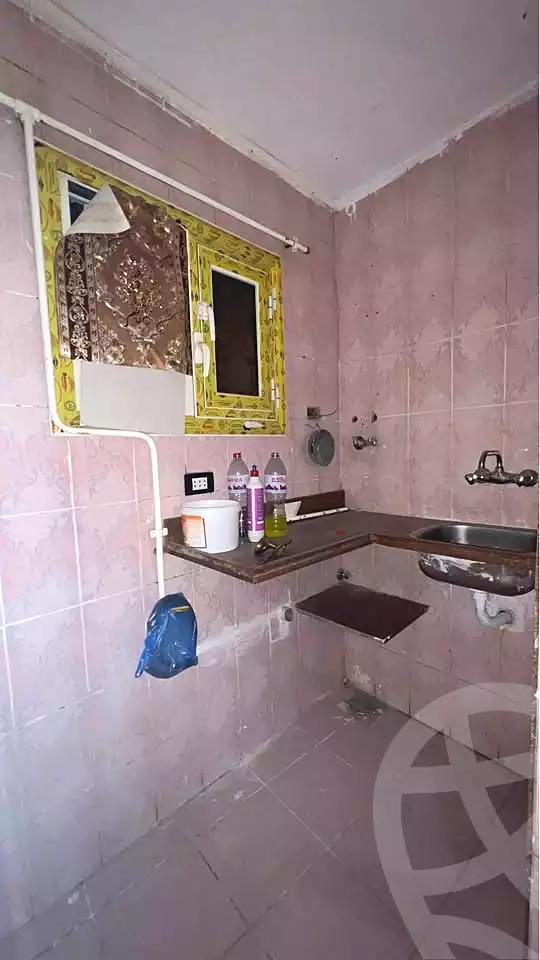 https://aqarmap.com.eg/ar/listing/6995990-for-sale-alexandria-moharram-bey-el-amir-mostafa-st