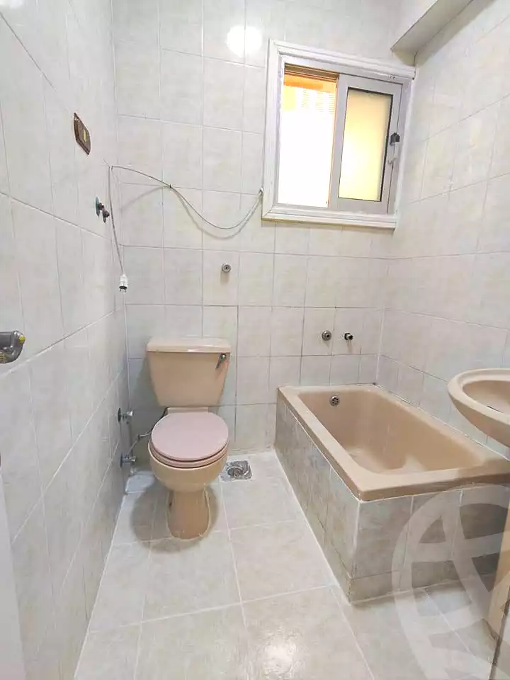 https://aqarmap.com.eg/ar/listing/6996319-for-sale-alexandria-al-agamy-shataa-el-nakheel
