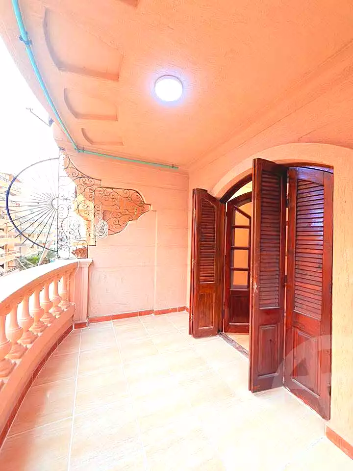 https://aqarmap.com.eg/ar/listing/6996344-for-sale-alexandria-al-agamy-shataa-el-nakheel