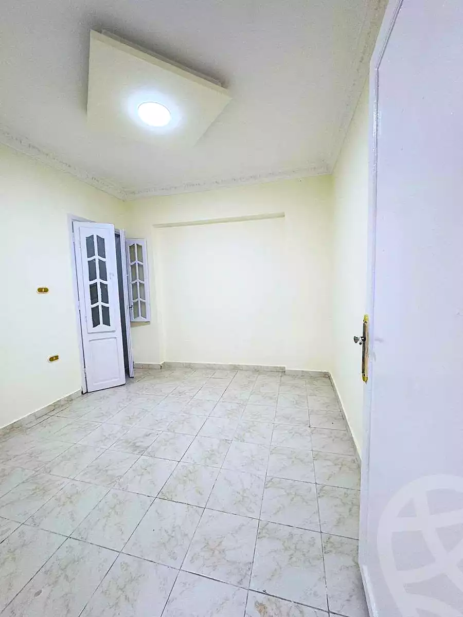 https://aqarmap.com.eg/ar/listing/6996496-for-sale-alexandria-al-agamy-shataa-el-nakheel-street-10