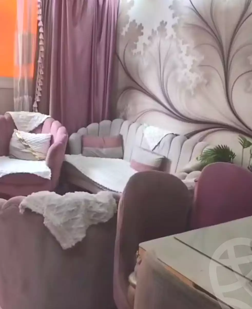 https://aqarmap.com.eg/ar/listing/6996521-for-sale-qalyubia-shubra-el-khaima-om-bayoumi
