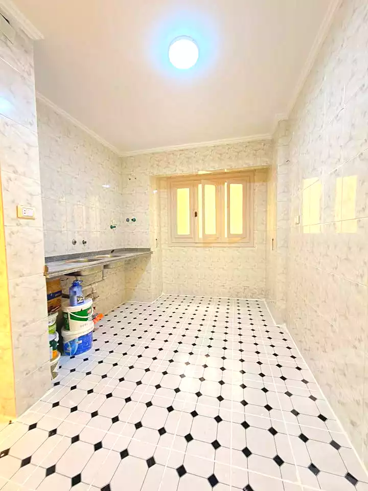 https://aqarmap.com.eg/ar/listing/6996565-for-sale-alexandria-al-agamy-shataa-el-nakheel