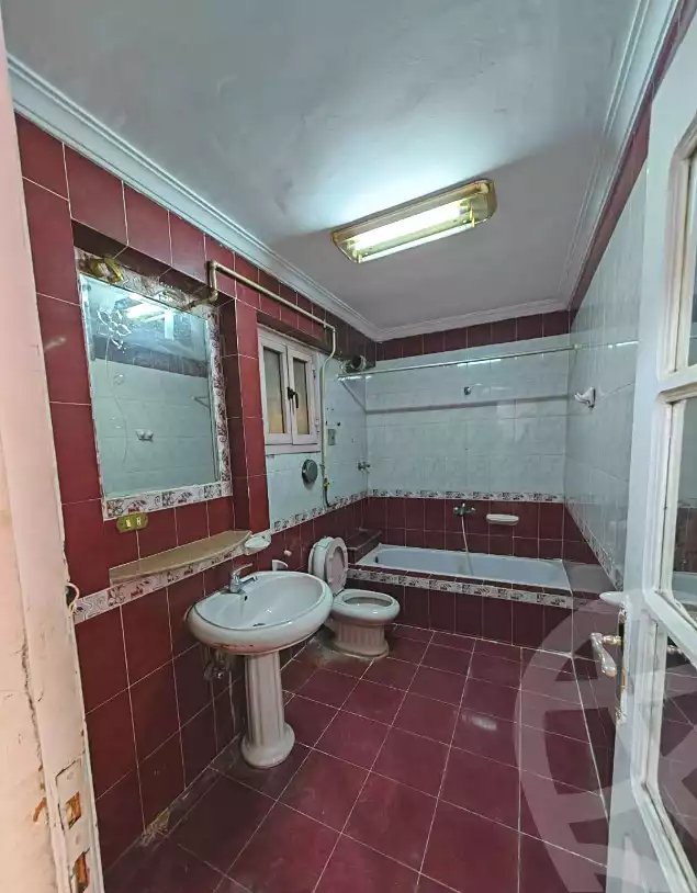 https://aqarmap.com.eg/en/listing/6996836-for-sale-cairo-helwan-helwan-el-sharkeya-khesro-basha-st