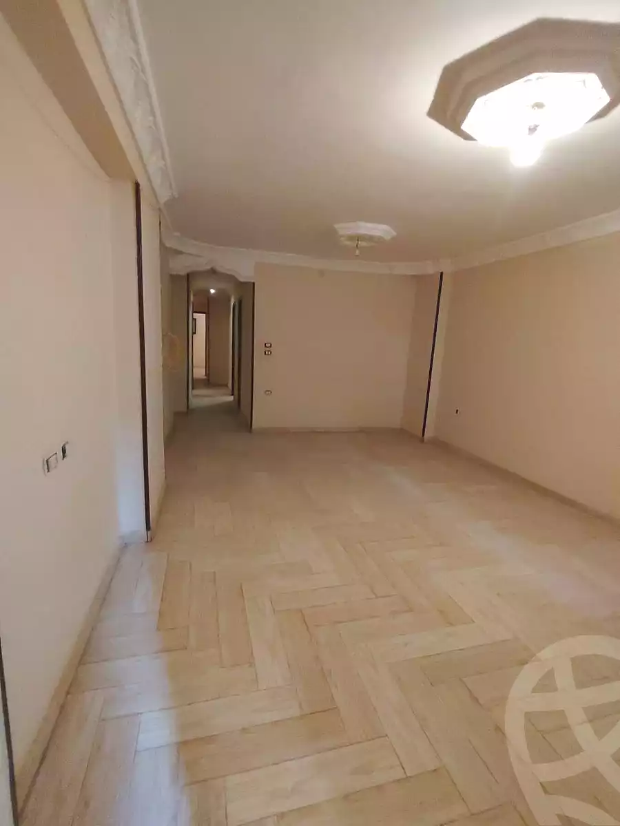 https://aqarmap.com.eg/ar/listing/6996851-for-rent-cairo-el-haram-el-maryotya-al-amira-fadia-st