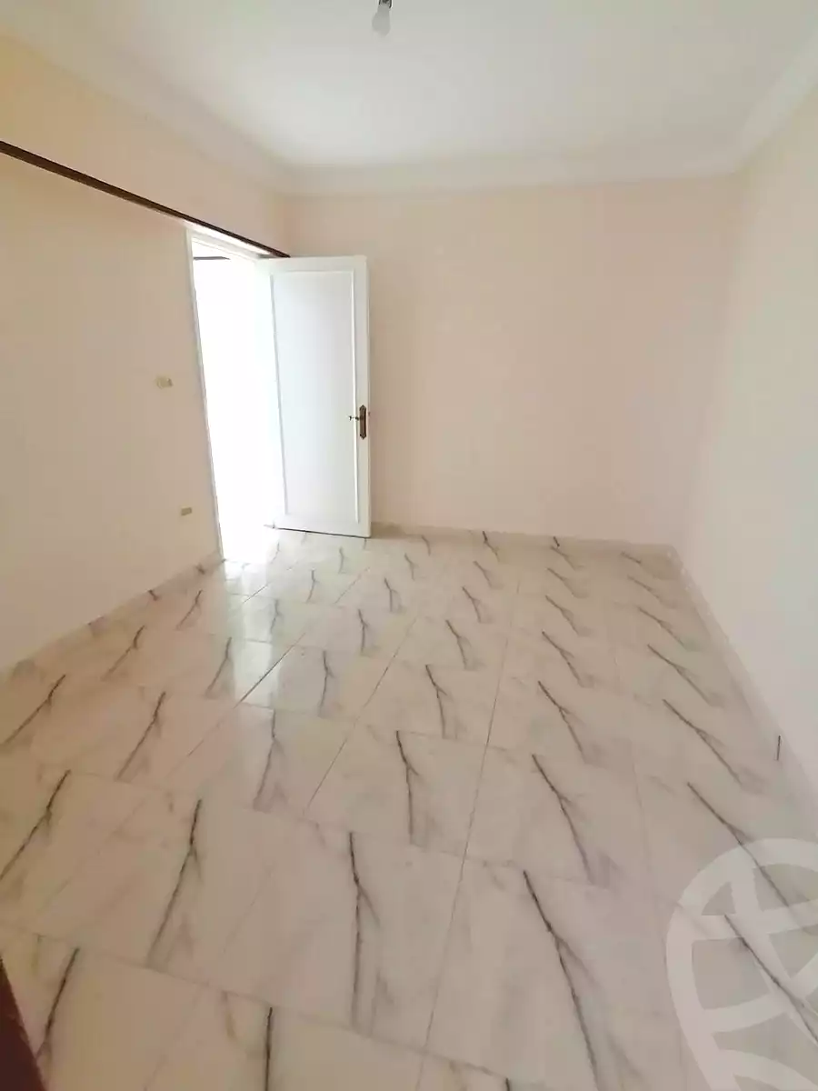 https://aqarmap.com.eg/en/listing/6997029-for-rent-alexandria-el-mandara-alex-el-mandara-bahri