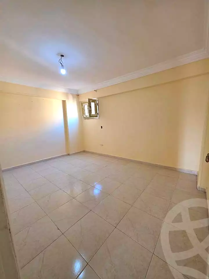 https://aqarmap.com.eg/ar/listing/6997204-for-sale-alexandria-sydy-bshr-sydy-bshr-bhry-shr-khld-bn-lwlyd