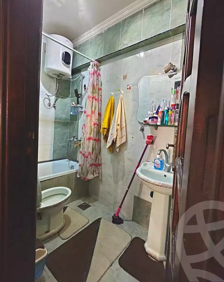 https://aqarmap.com.eg/en/listing/6997307-for-sale-alexandria-fleming