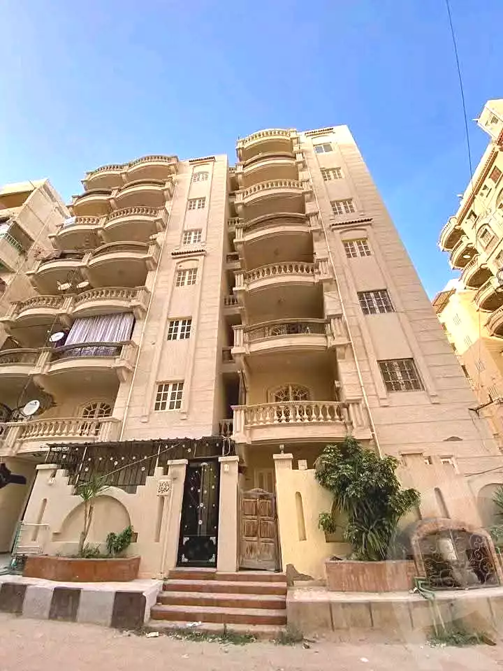 https://aqarmap.com.eg/en/listing/6997437-for-sale-alexandria-al-agamy-shataa-el-nakheel