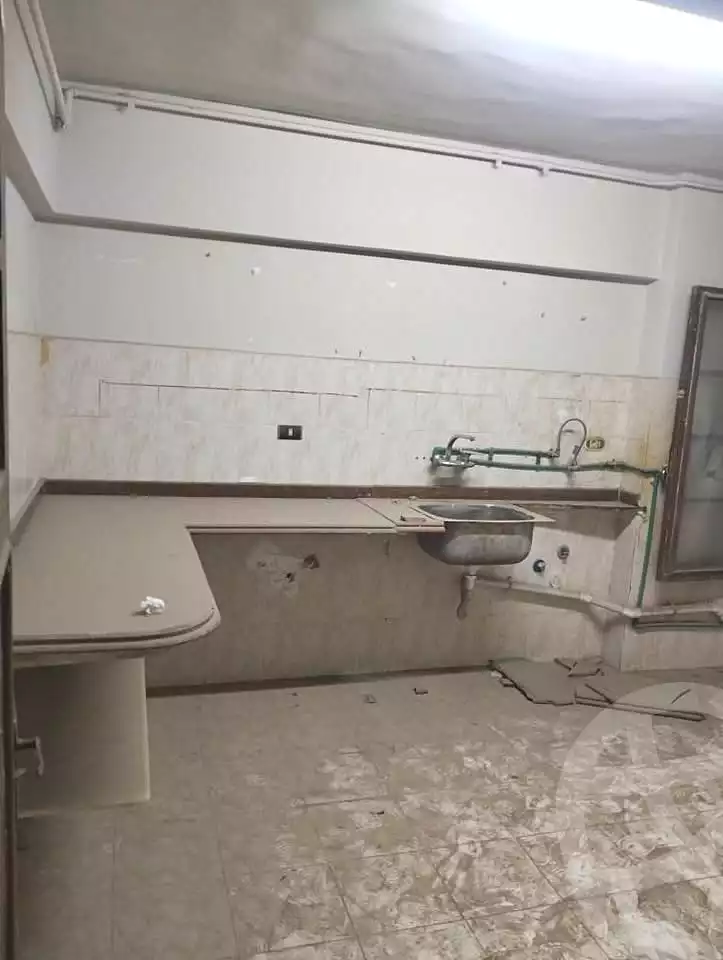 https://aqarmap.com.eg/en/listing/6997550-for-sale-alexandria-bw-qyr-street-25