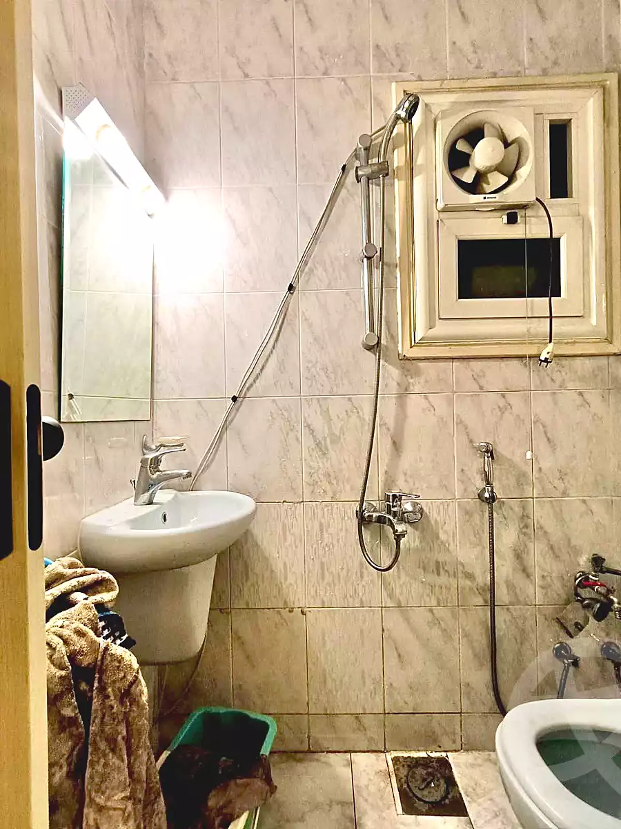 https://aqarmap.com.eg/en/listing/6997881-for-sale-alexandria-el-mandara-alex-el-mandara-bahri