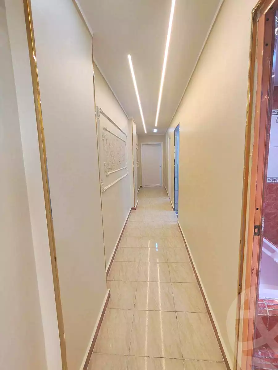 https://aqarmap.com.eg/ar/listing/6997952-for-sale-alexandria-sydy-bshr-sydy-bshr-bhry-shr-khld-bn-lwlyd